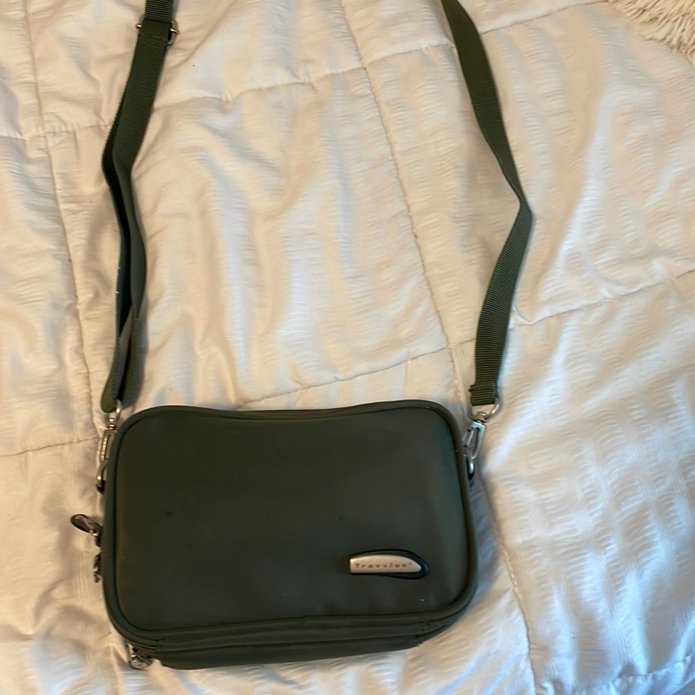 Small cross body bag. Never used brand new